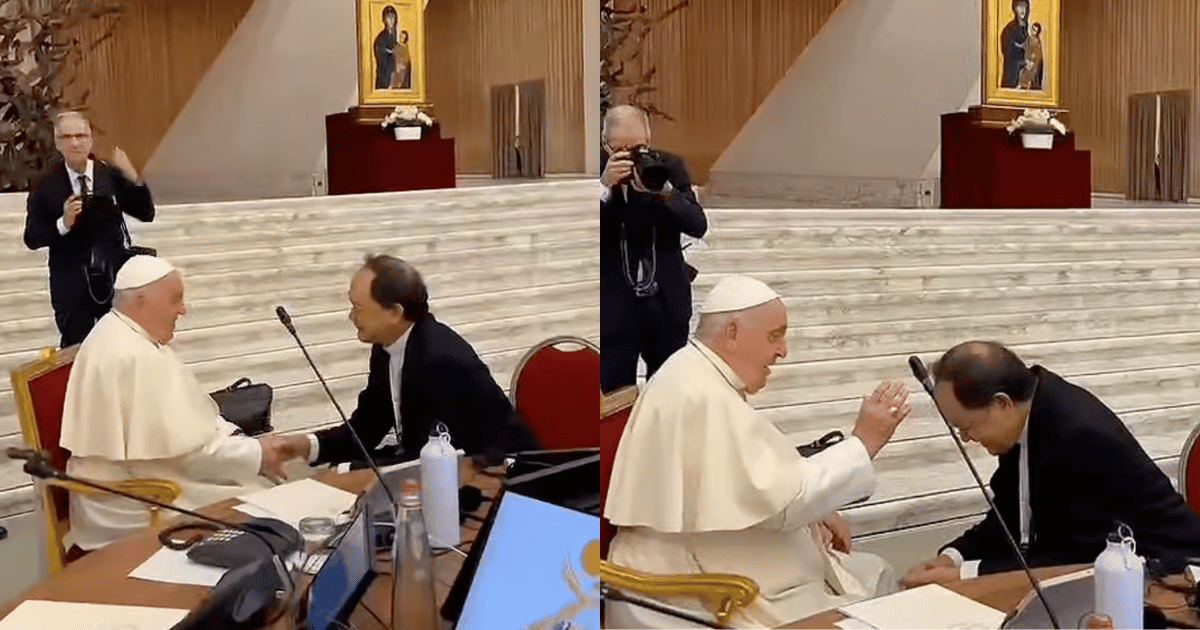 LOOK: Bishop Pablo David meets Pope Francis • PhilSTAR Life